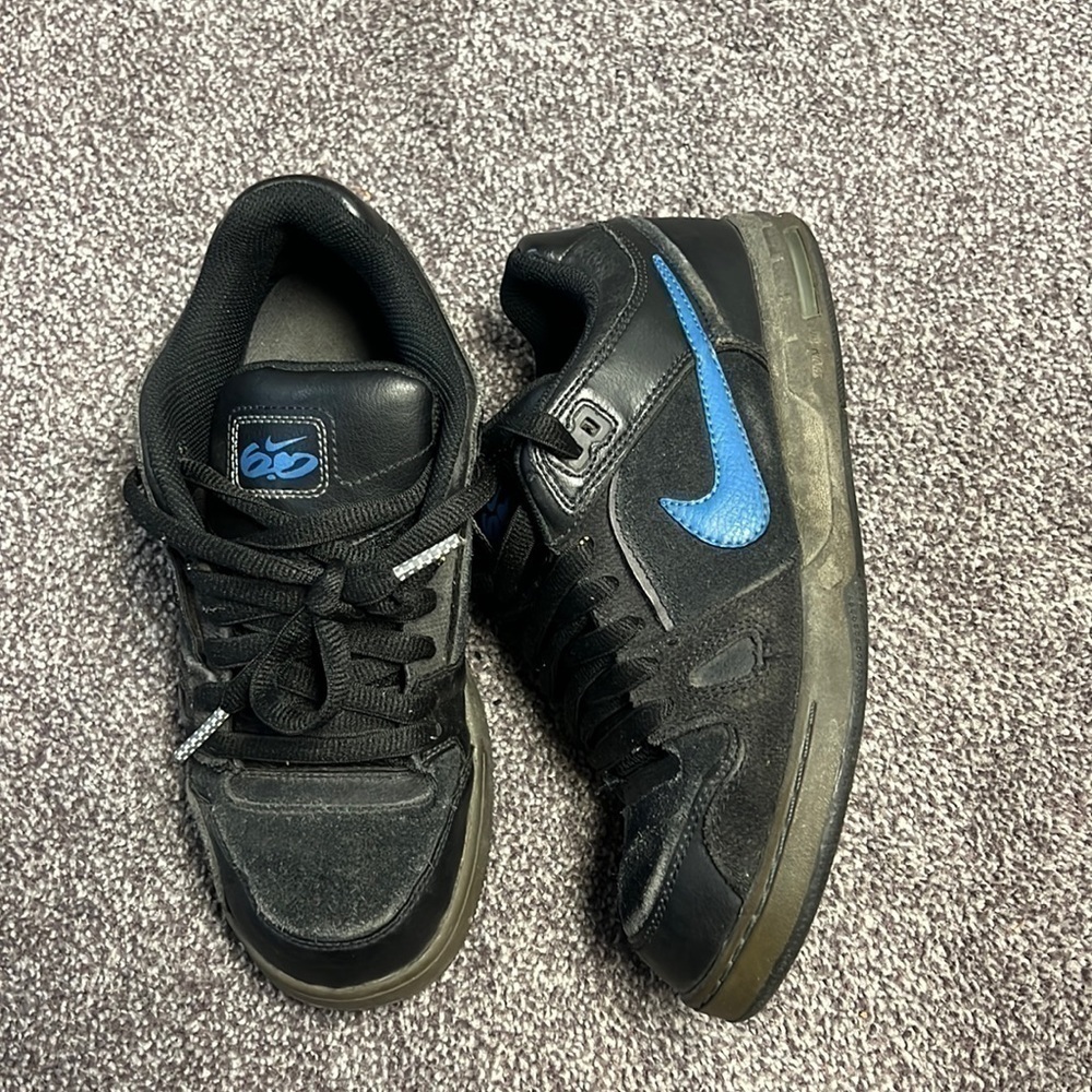 Nike 6.0 Air Zoom Oncore Shoe - Blue / Anthracite Black 
366630-010 Sz 7